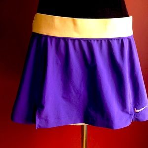 Nike- Dri-Fit Tennis Shirt